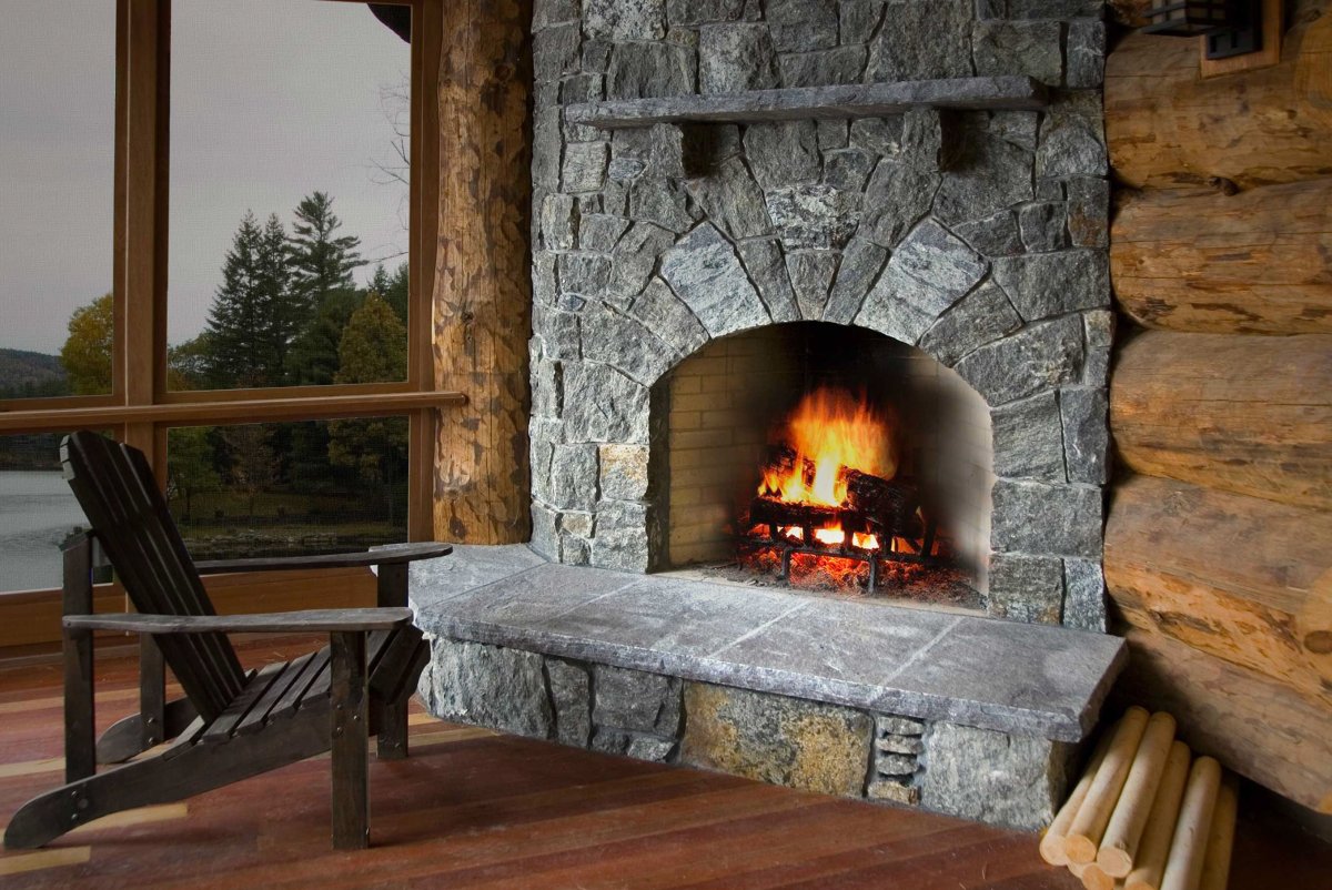 Камин из бутового камня