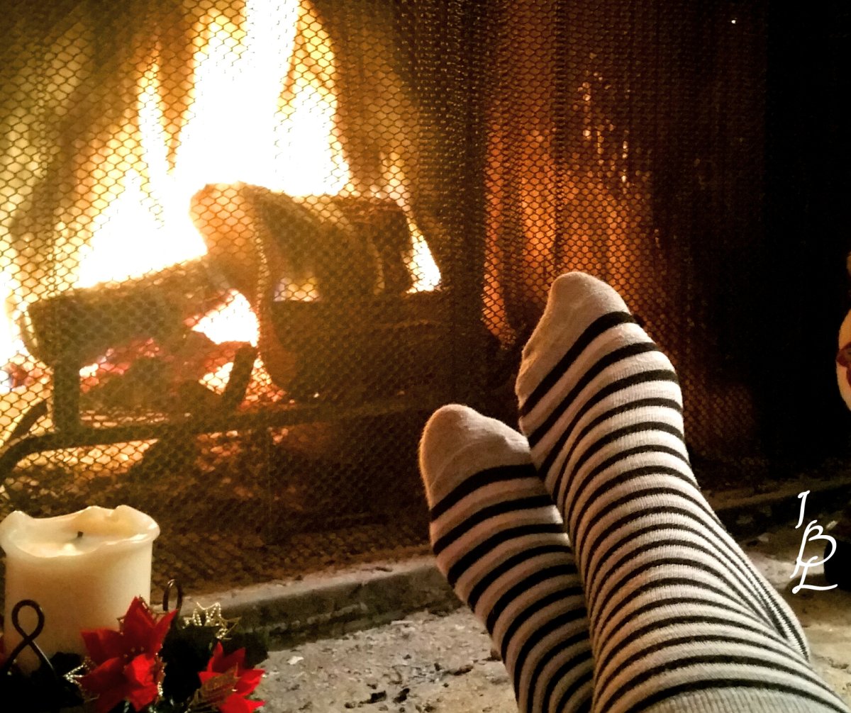 Носочки на камин