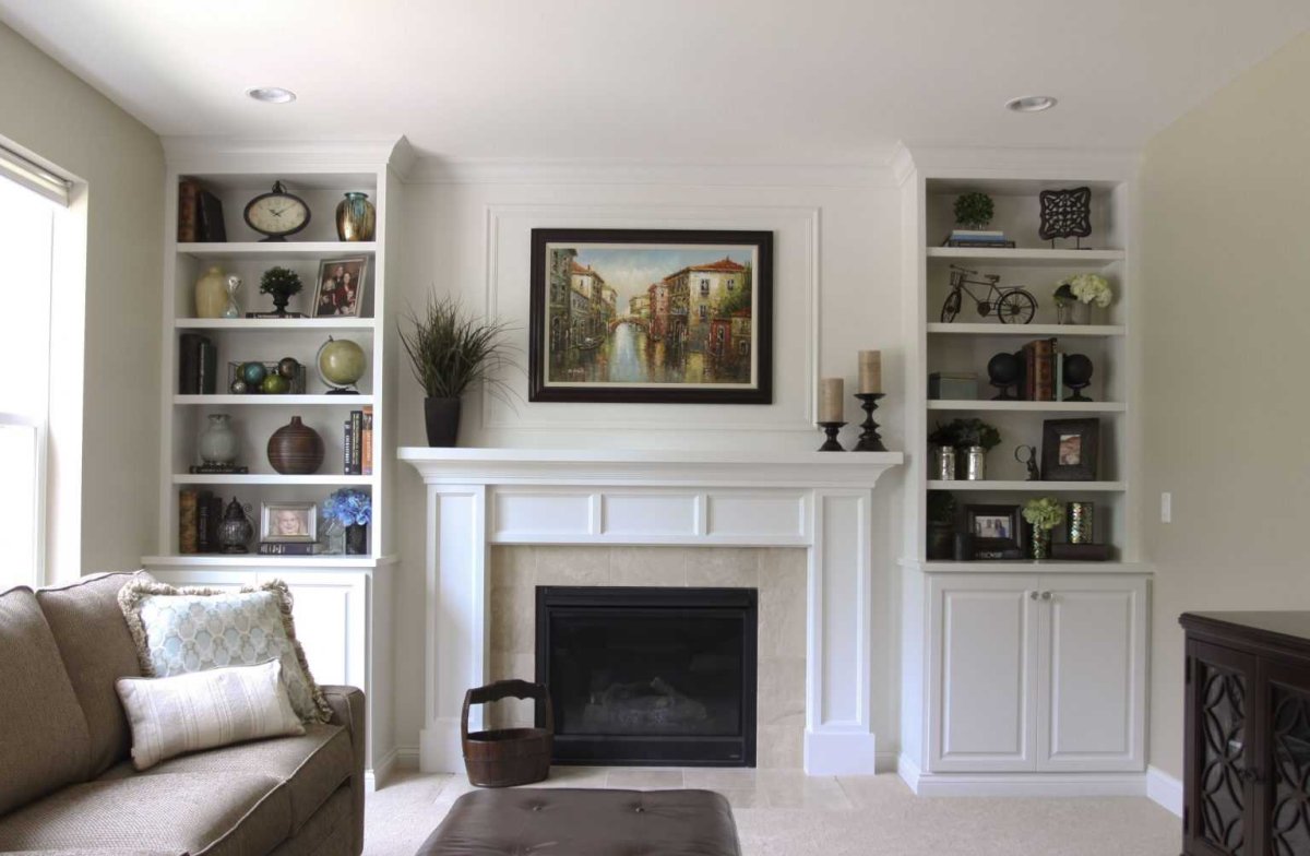 Стеллаж с камином