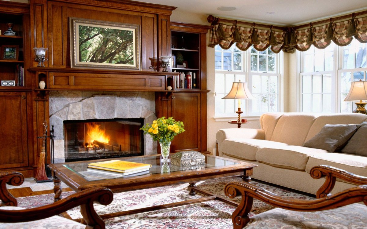 Акцентная стена в гостиной с камином