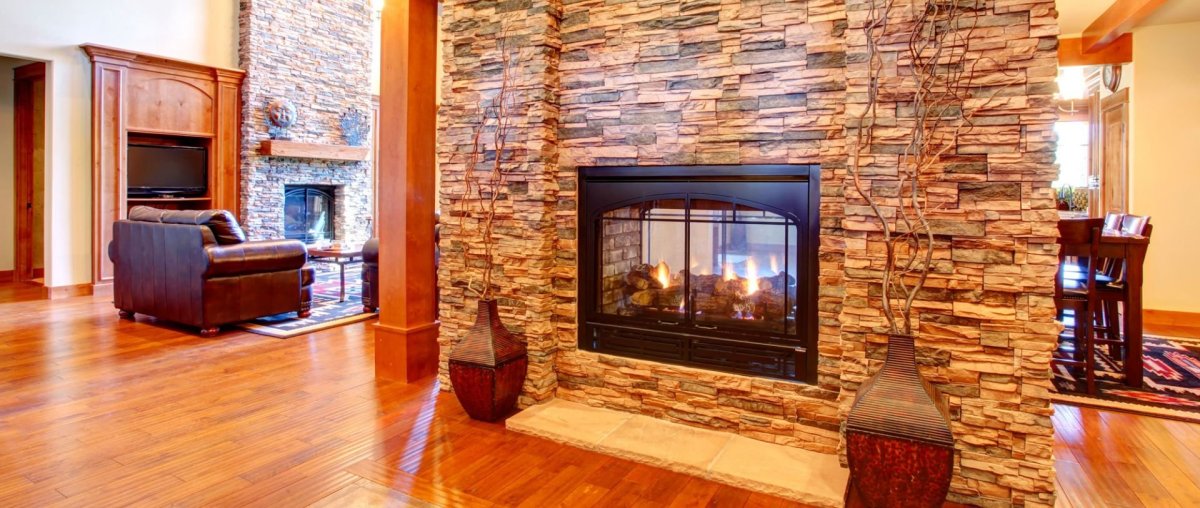 Натуральный природный камень во внутренней отделке