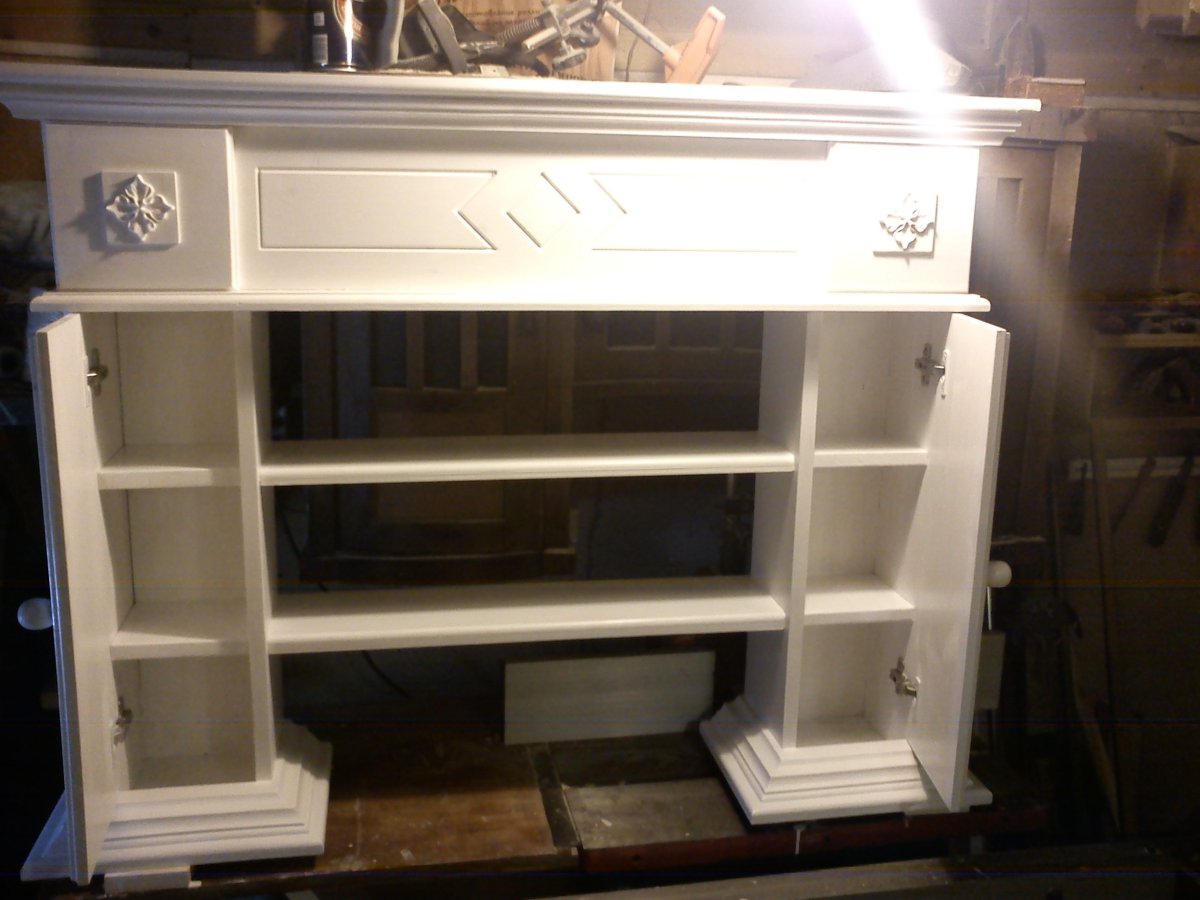 Фальш камин с полками