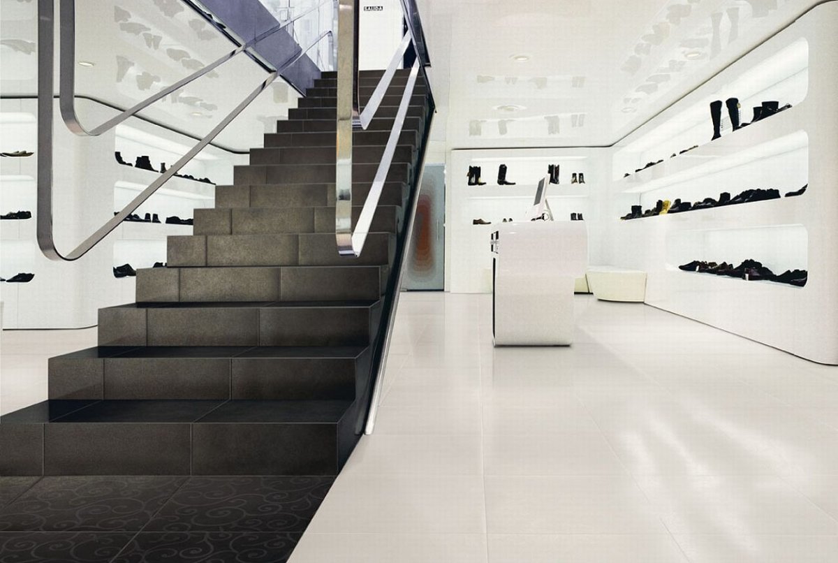 Италон плитка на лестницу