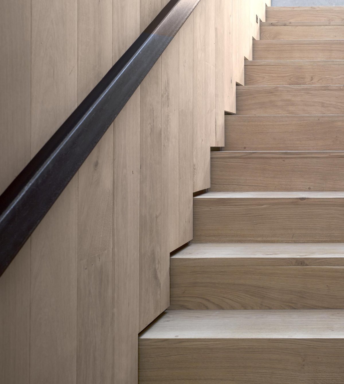 Лестница из ламината Квик степ