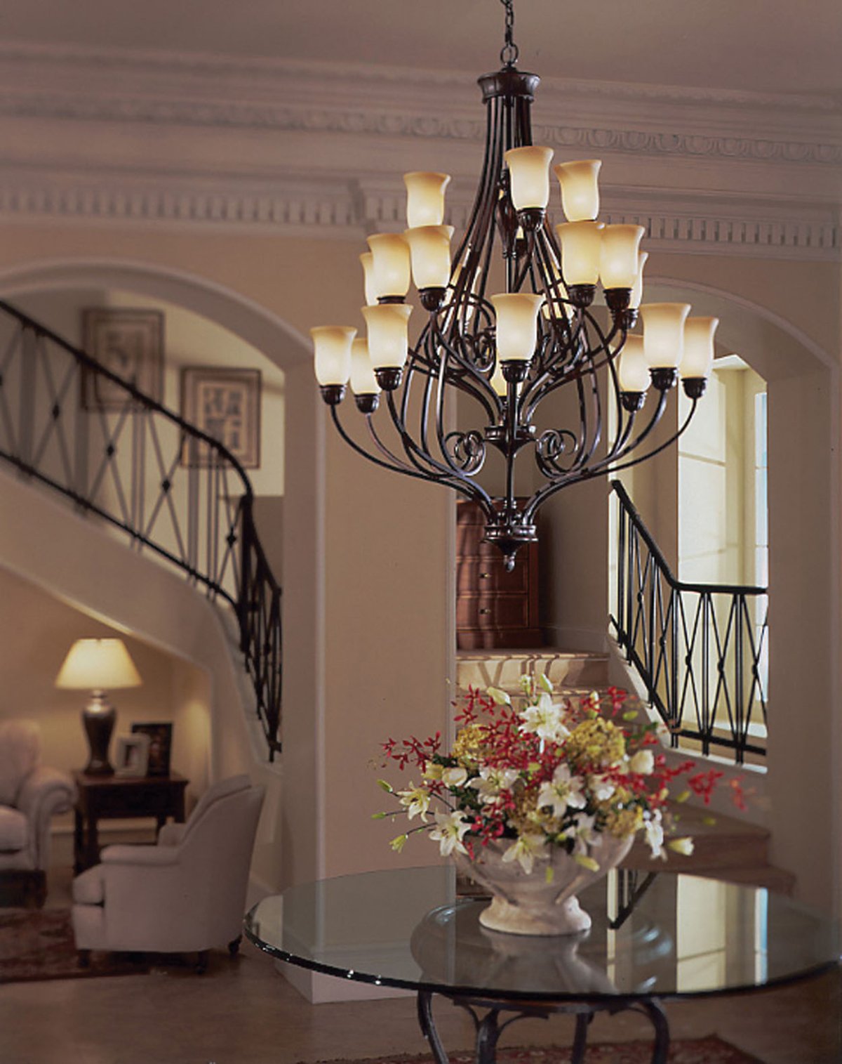 Люстра на лестничный марш итальянская классика