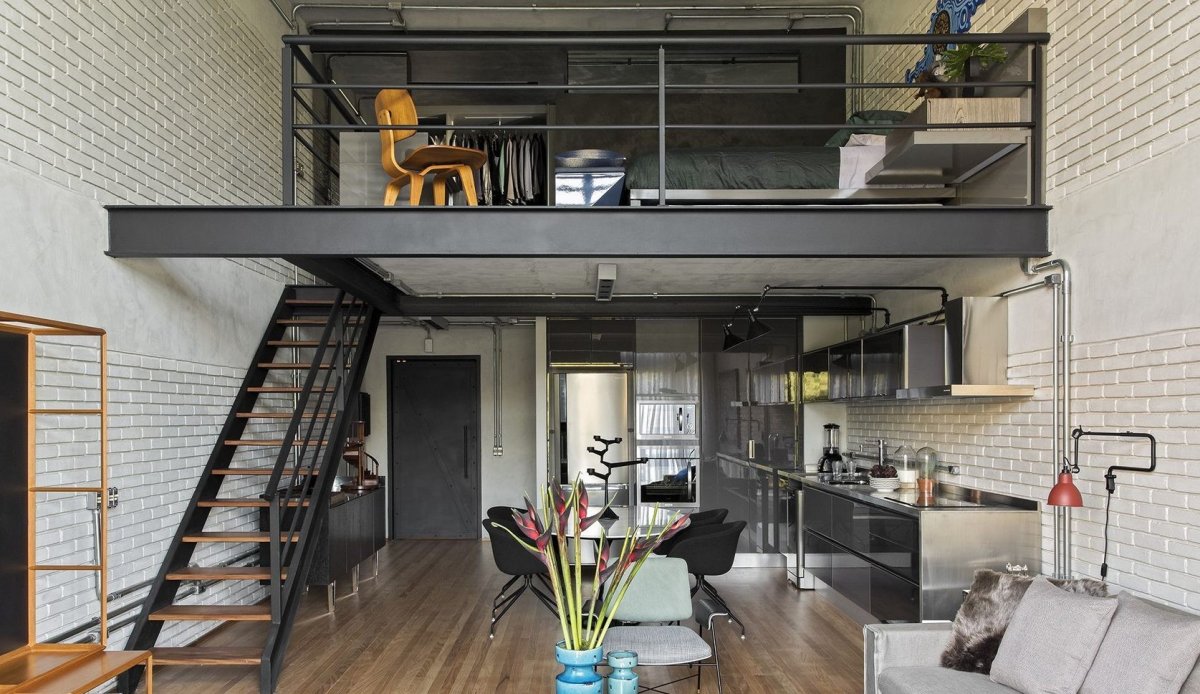 Антресольный этаж из дерева