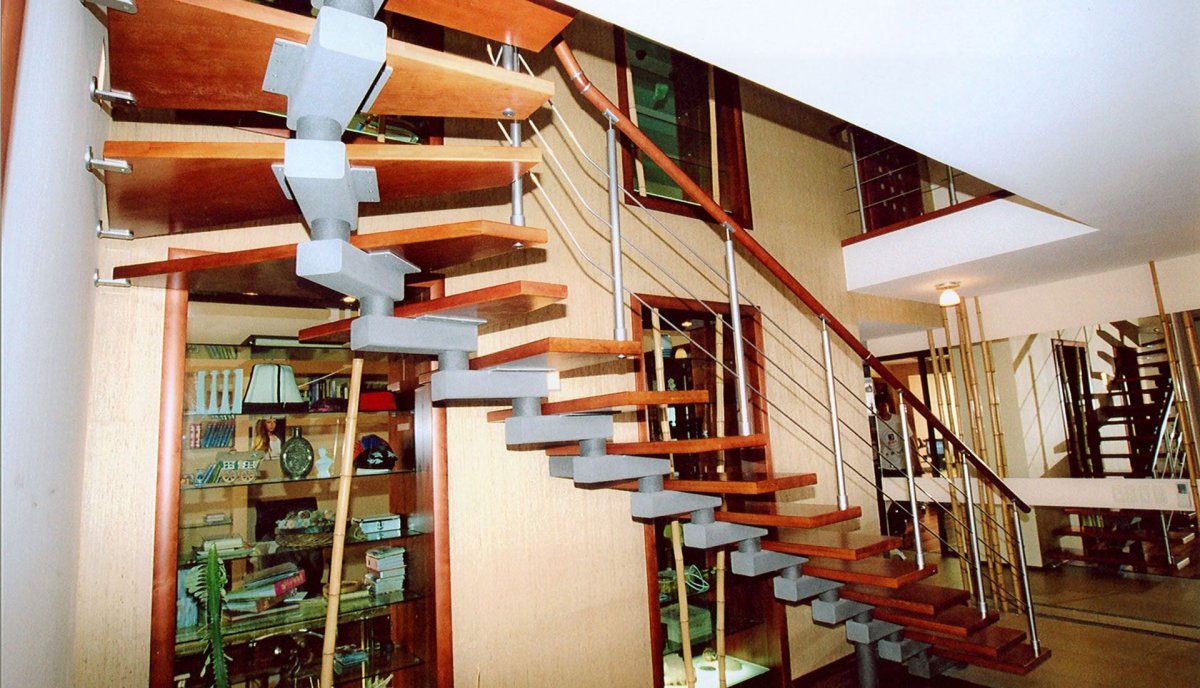 Лестница на монокосоуре