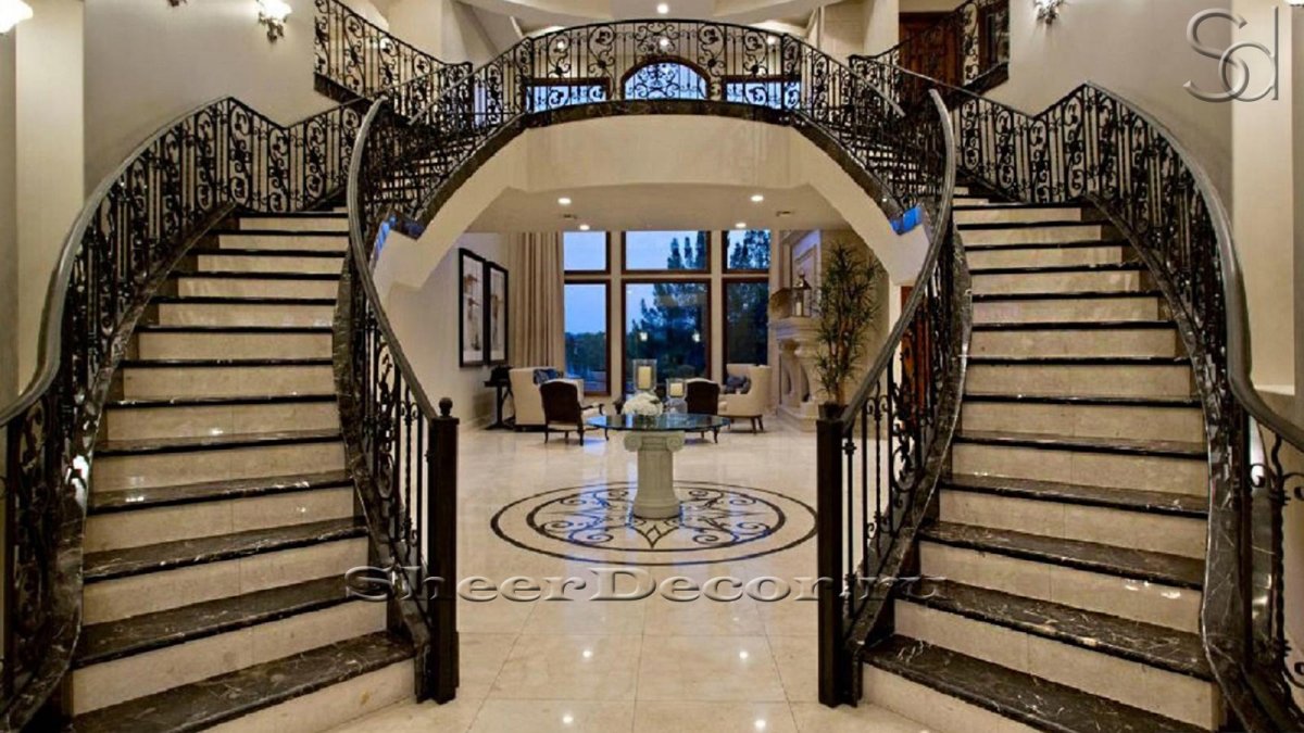 Лестница из мрамора Неро Маркина