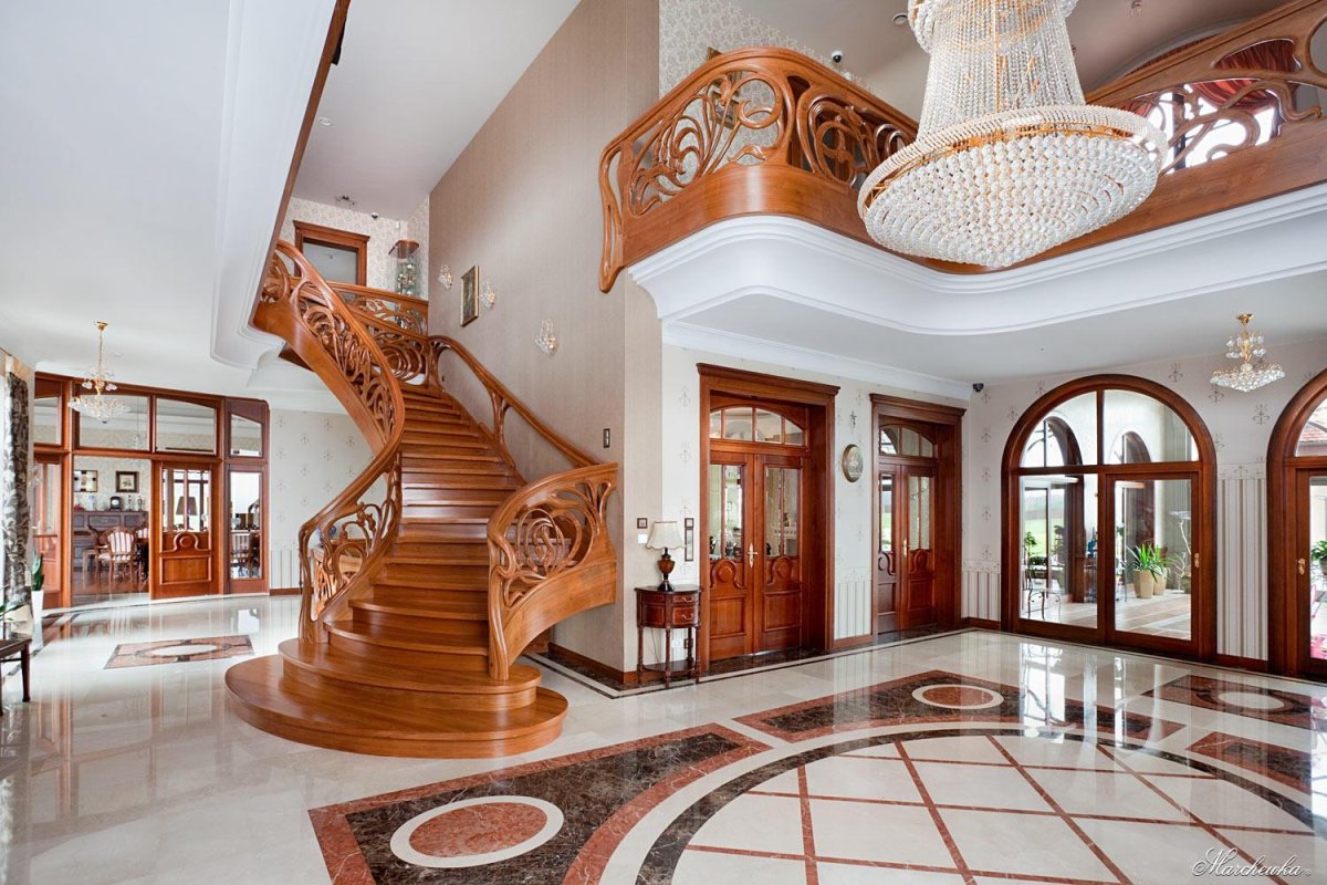 Роскошные деревянные лестницы