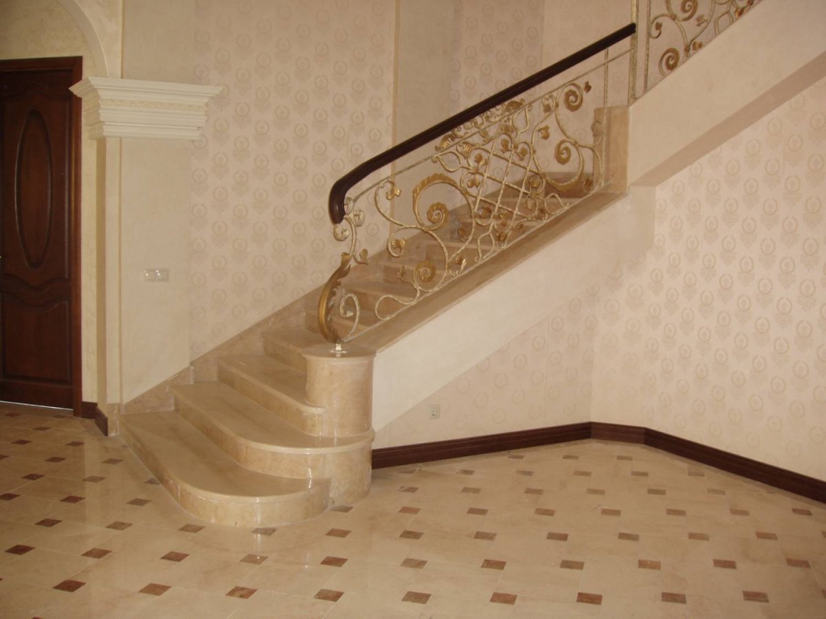 Мраморная плита для лестницы