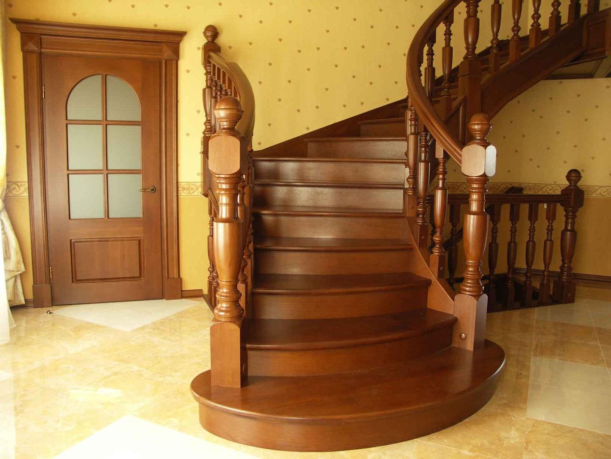 Верхняя ступенька лестницы