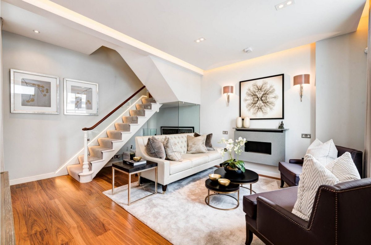 Планировка двухъярусной квартиры студии