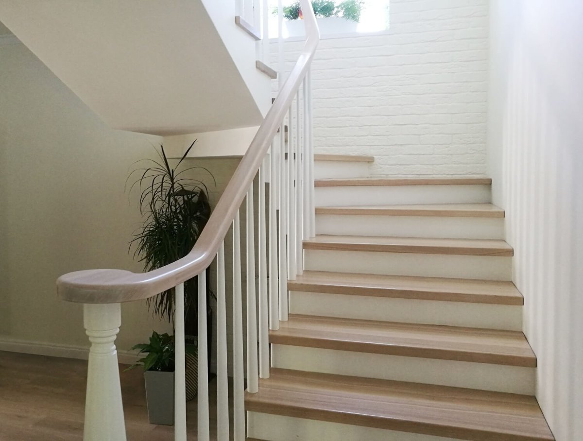 Перила для бетонной лестницы