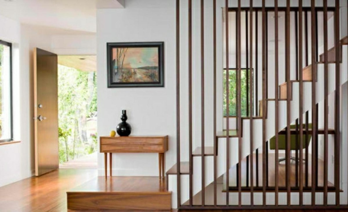 Лестница с рейками