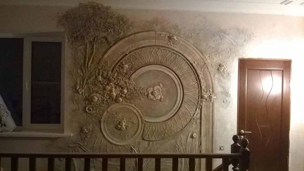 Сергей Судаков барельеф