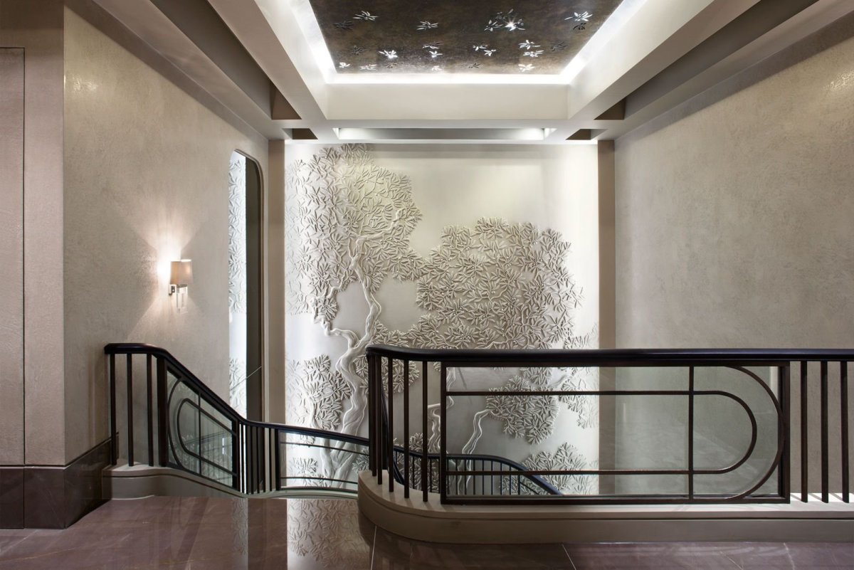 Барельеф в интерьере Модерн