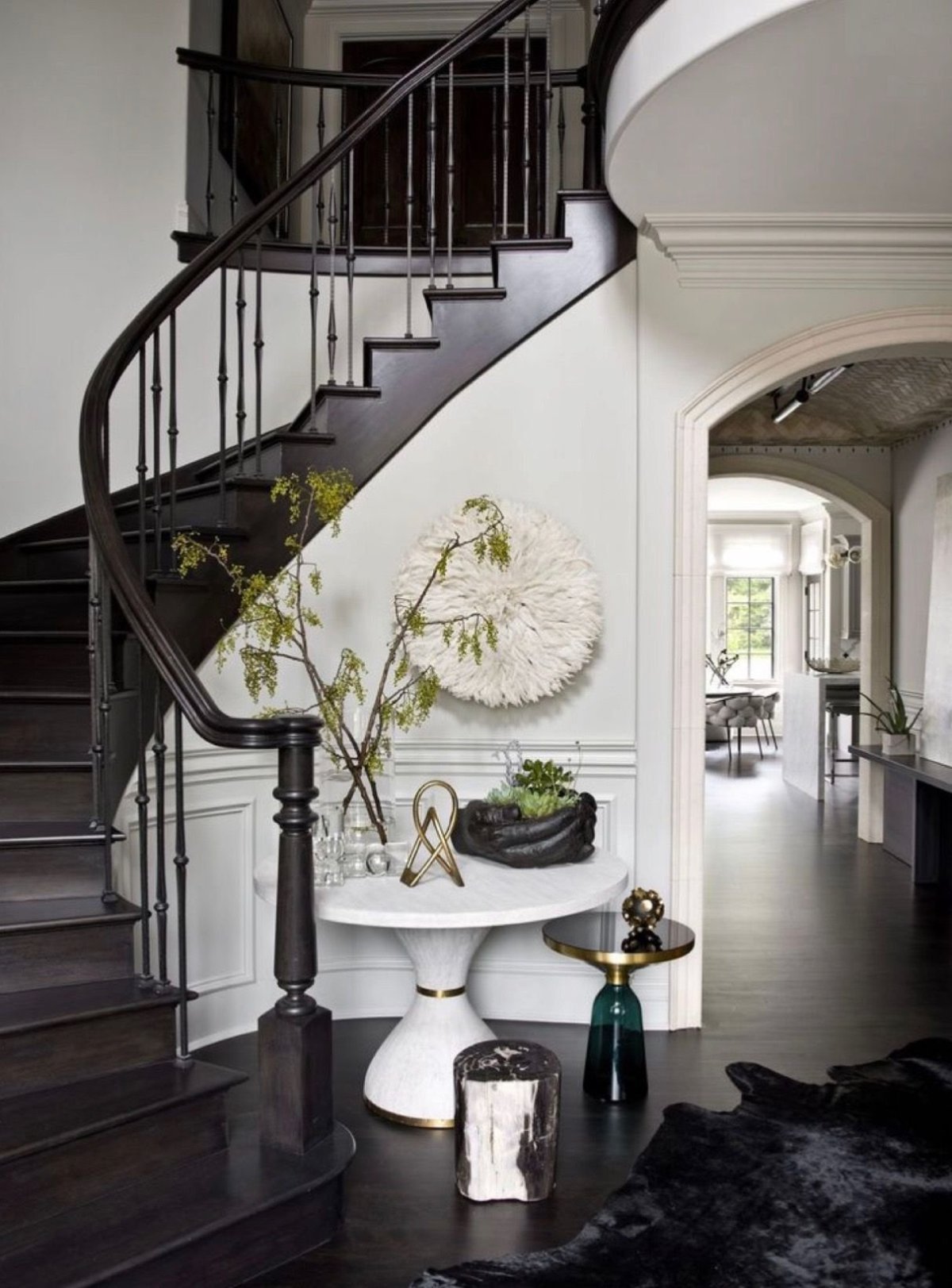 Лестница в интерьере