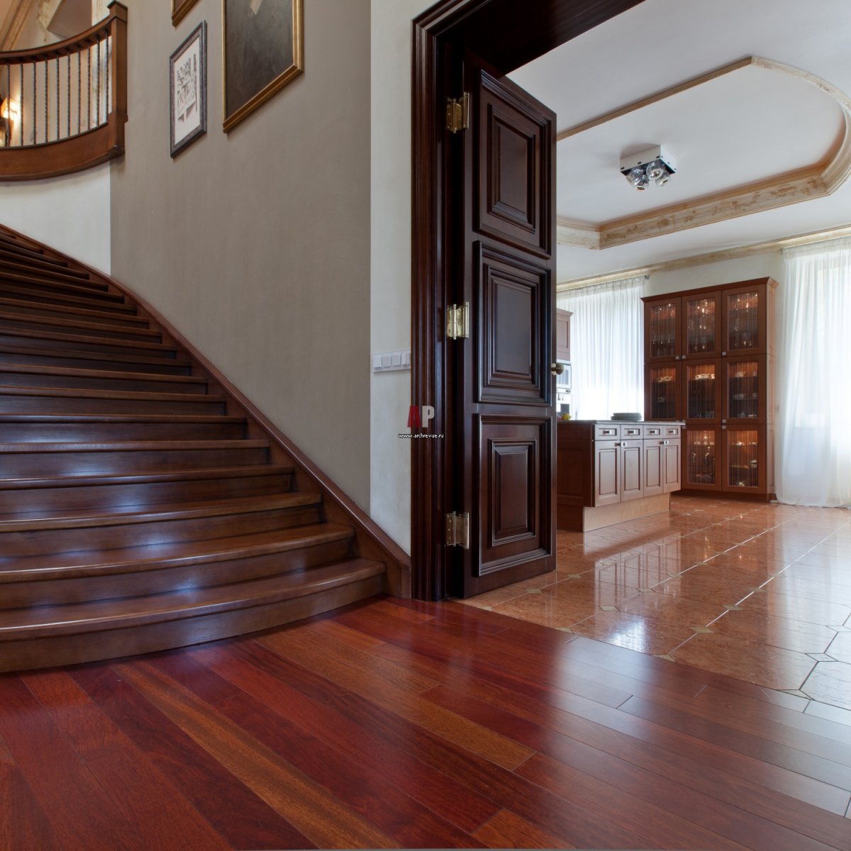 Лестницы в стиле НЭО классика