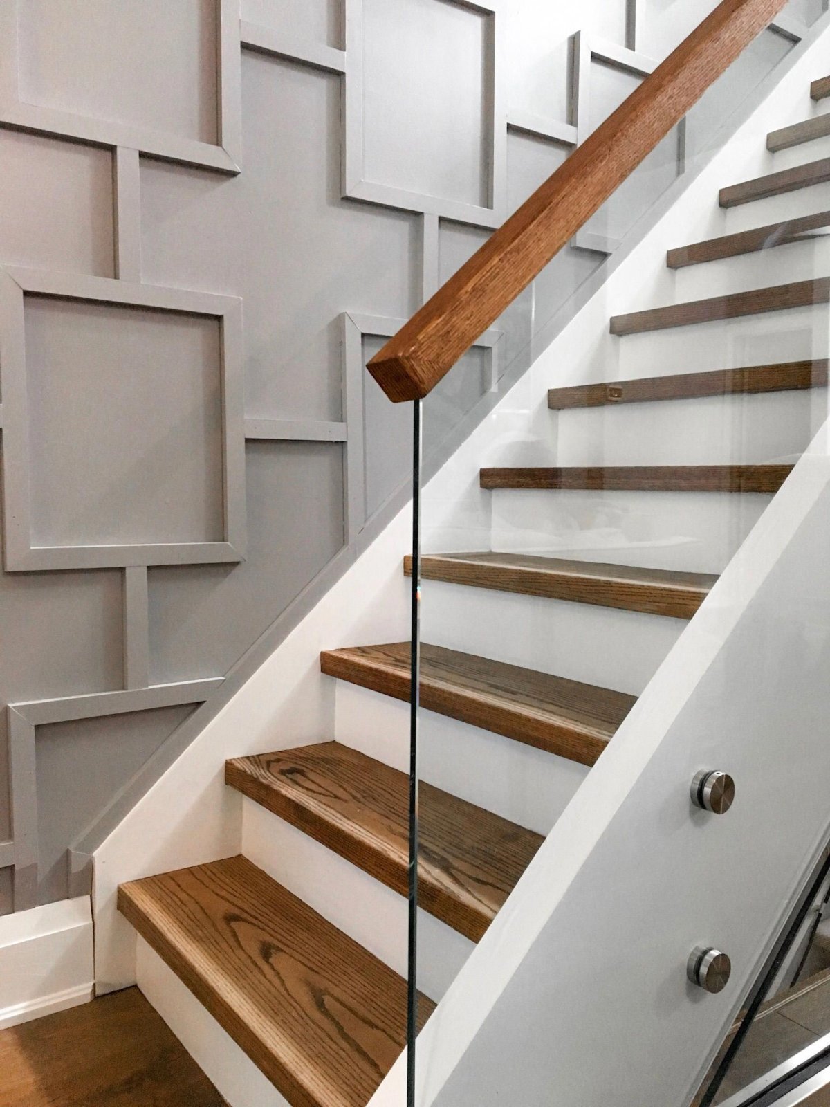 Лестничные панели