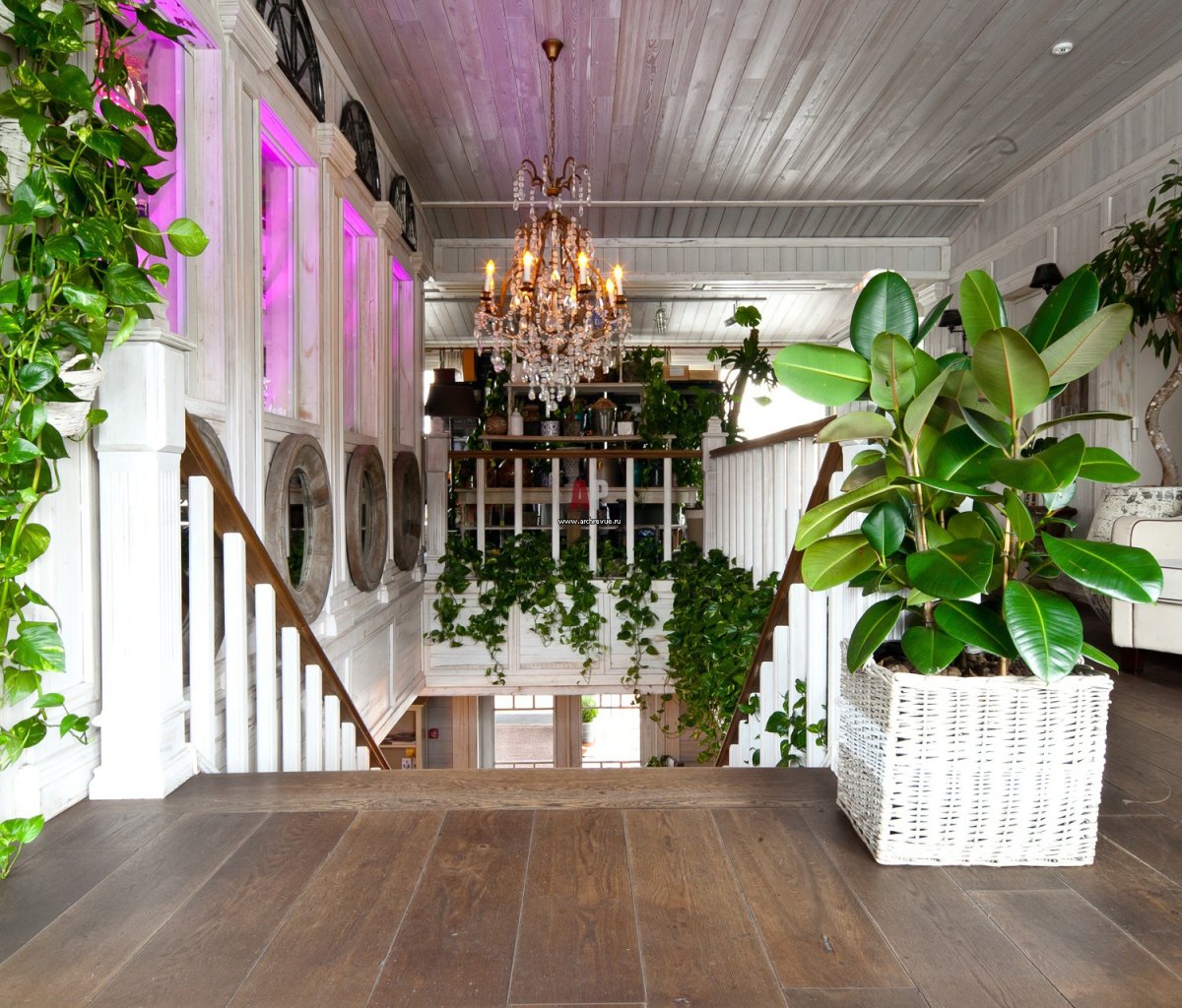 Шикарные деревянные лестницы