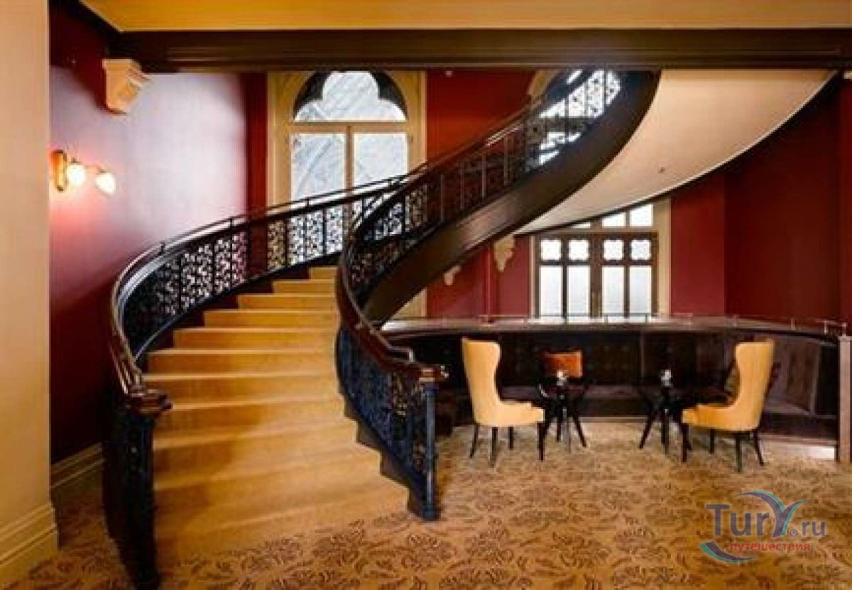 Отель Ренессанс Лондон