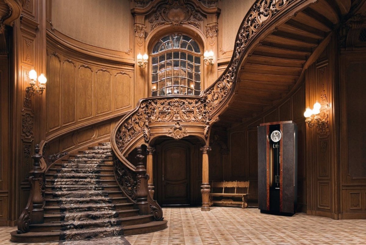 Лестница в стиле Ампир