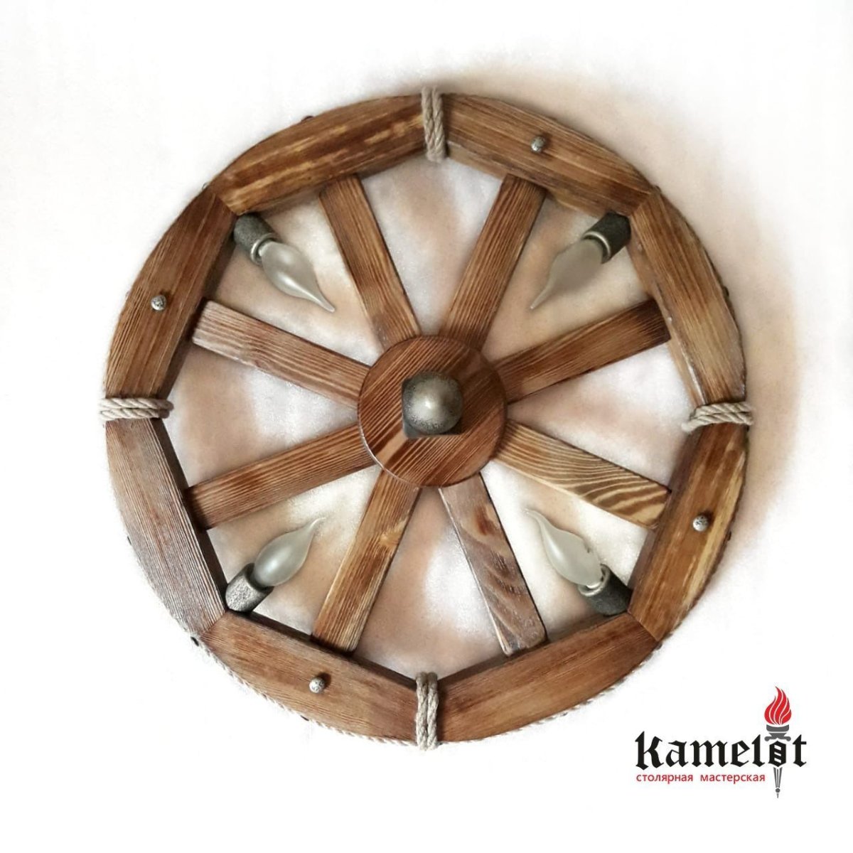 Люстра колесо от телеги