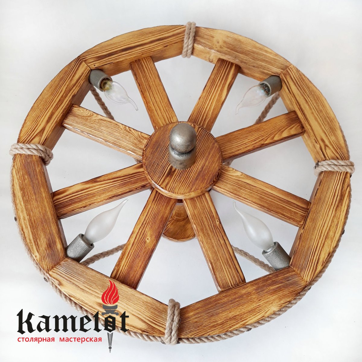 Деревянная люстра колесо под старину