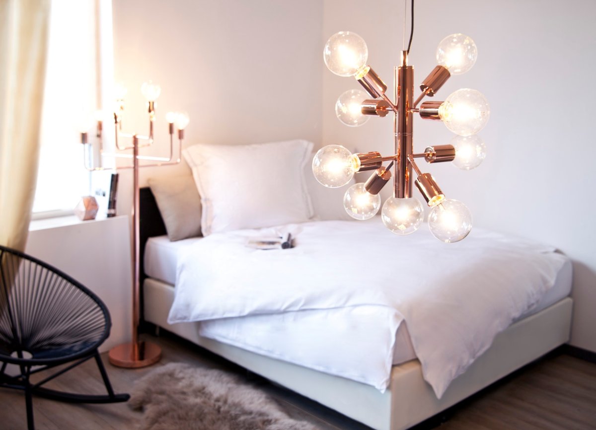 Люстра для маленькой спальни