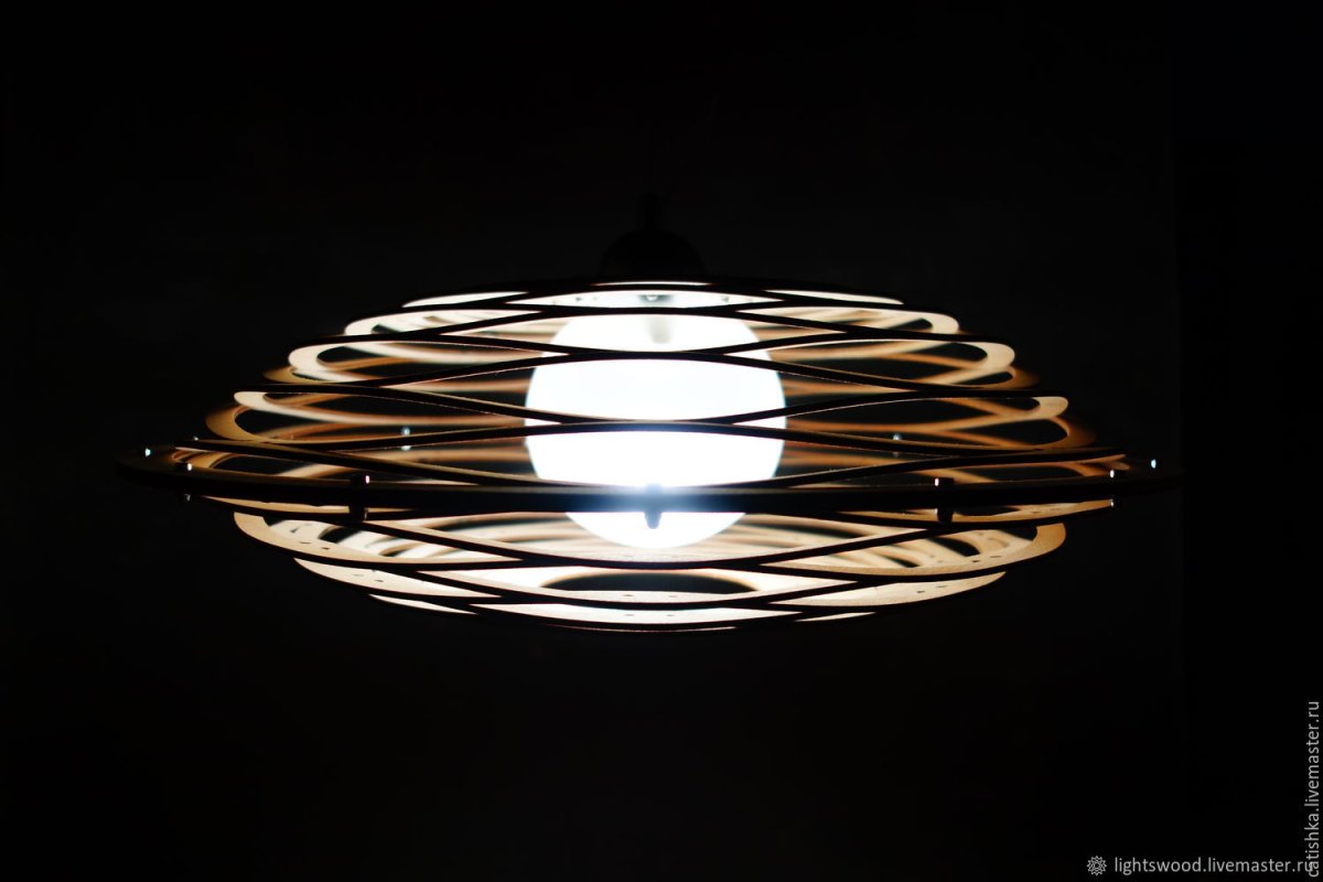 Светильник из шпона