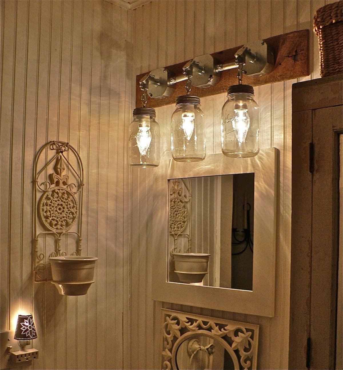 Светильник в санузел стеклянный банка