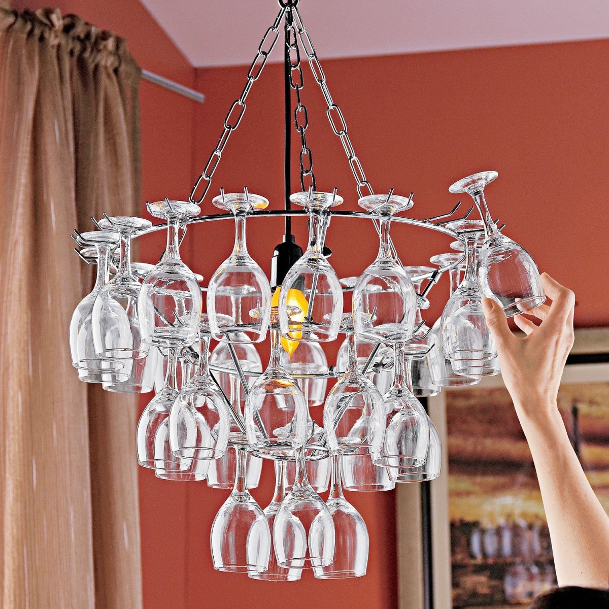 Люстра из рюмок