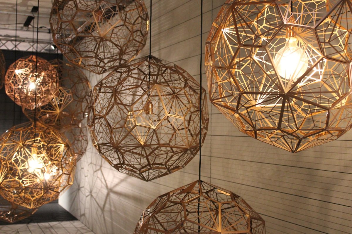 Шары из ниток на люстру