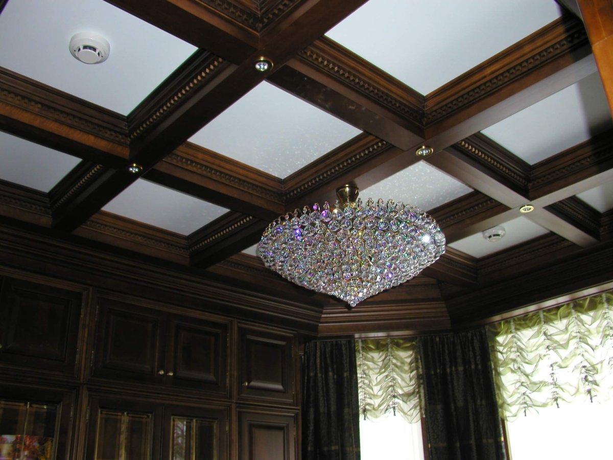 Кессонный потолок вид снизу