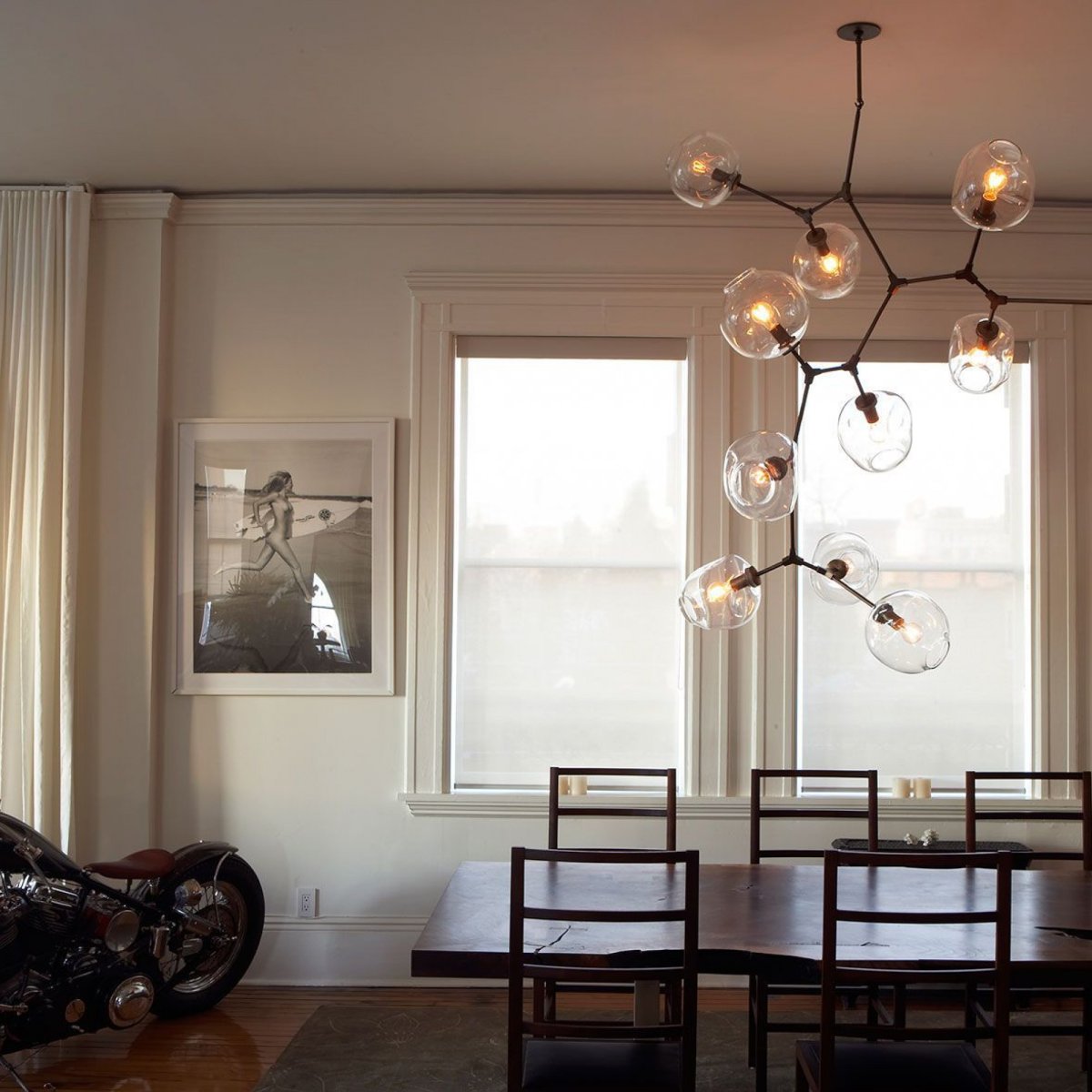 Люстра с фарфоровыми цветами