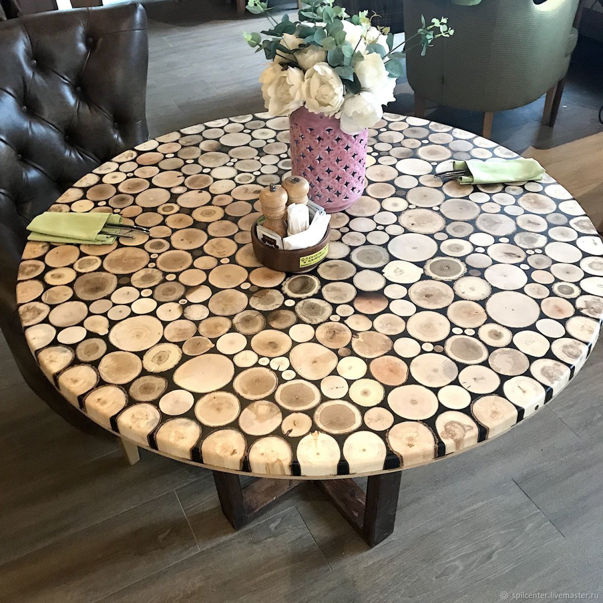 Деревянные спилы в интерьере