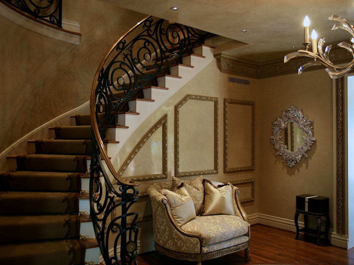 Венецианка в интерьере частного дома