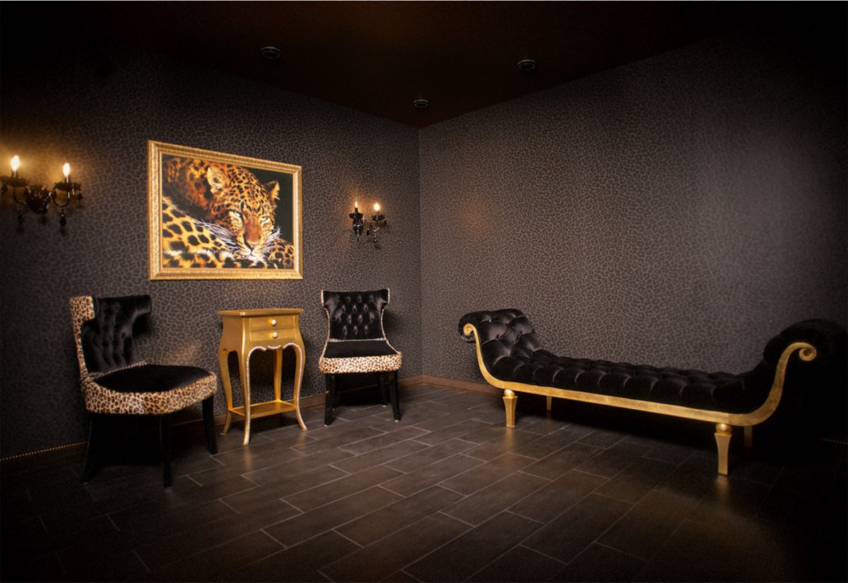 Фотостудия с египетским интерьером