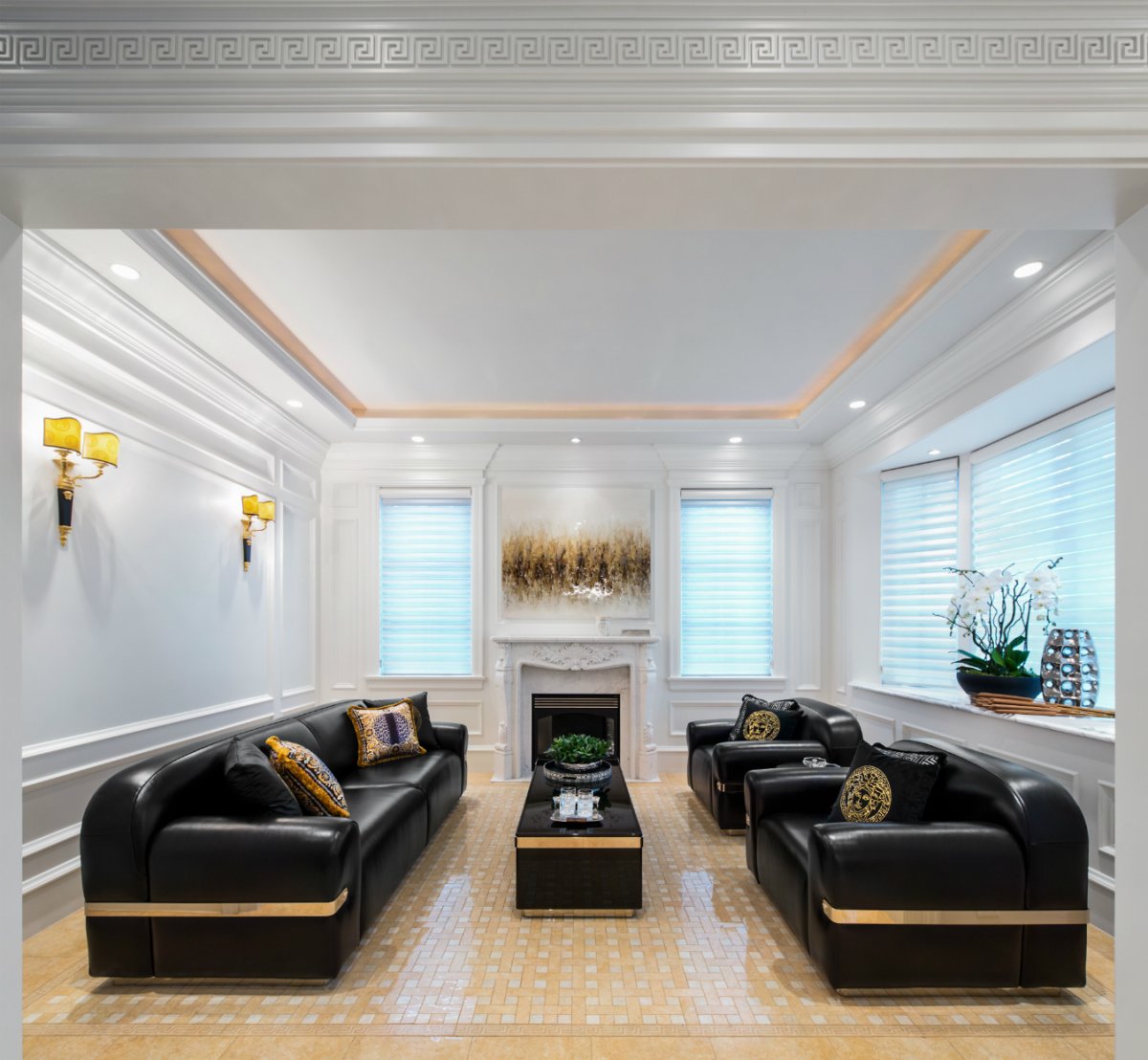 Стиль гостиной Версаче