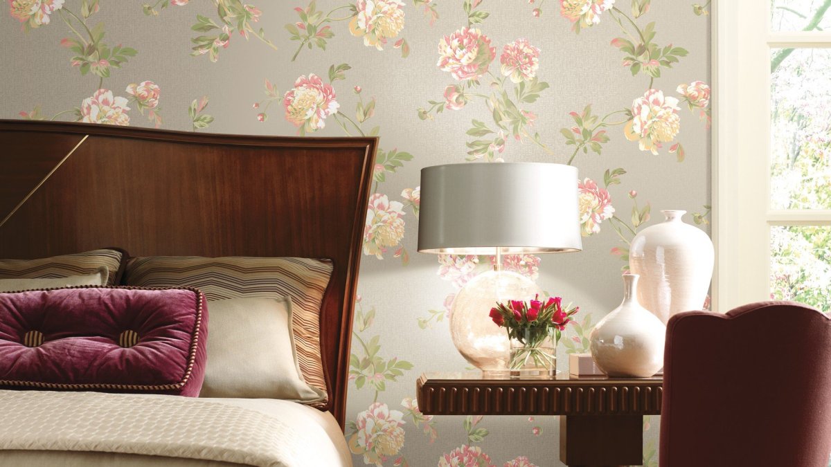 Жидкие обои в интерьере гостиной