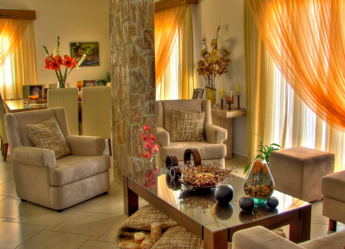 Полукруглый эркер