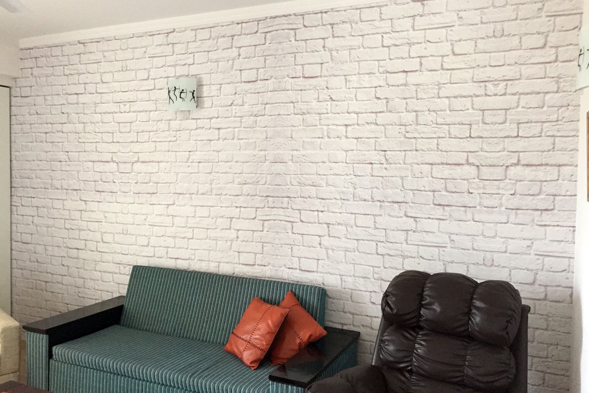 Кирпич из гипса черный