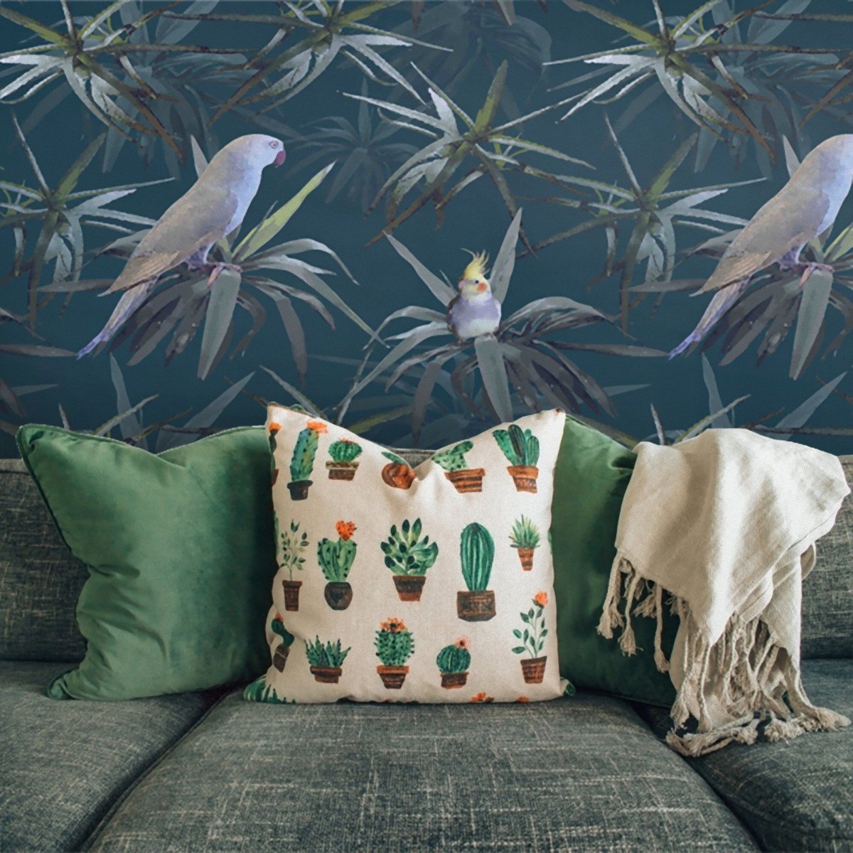 Обои тропики для стен с попугаями