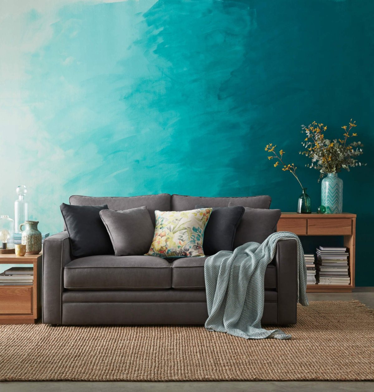 Двухцветное окрашивание стен