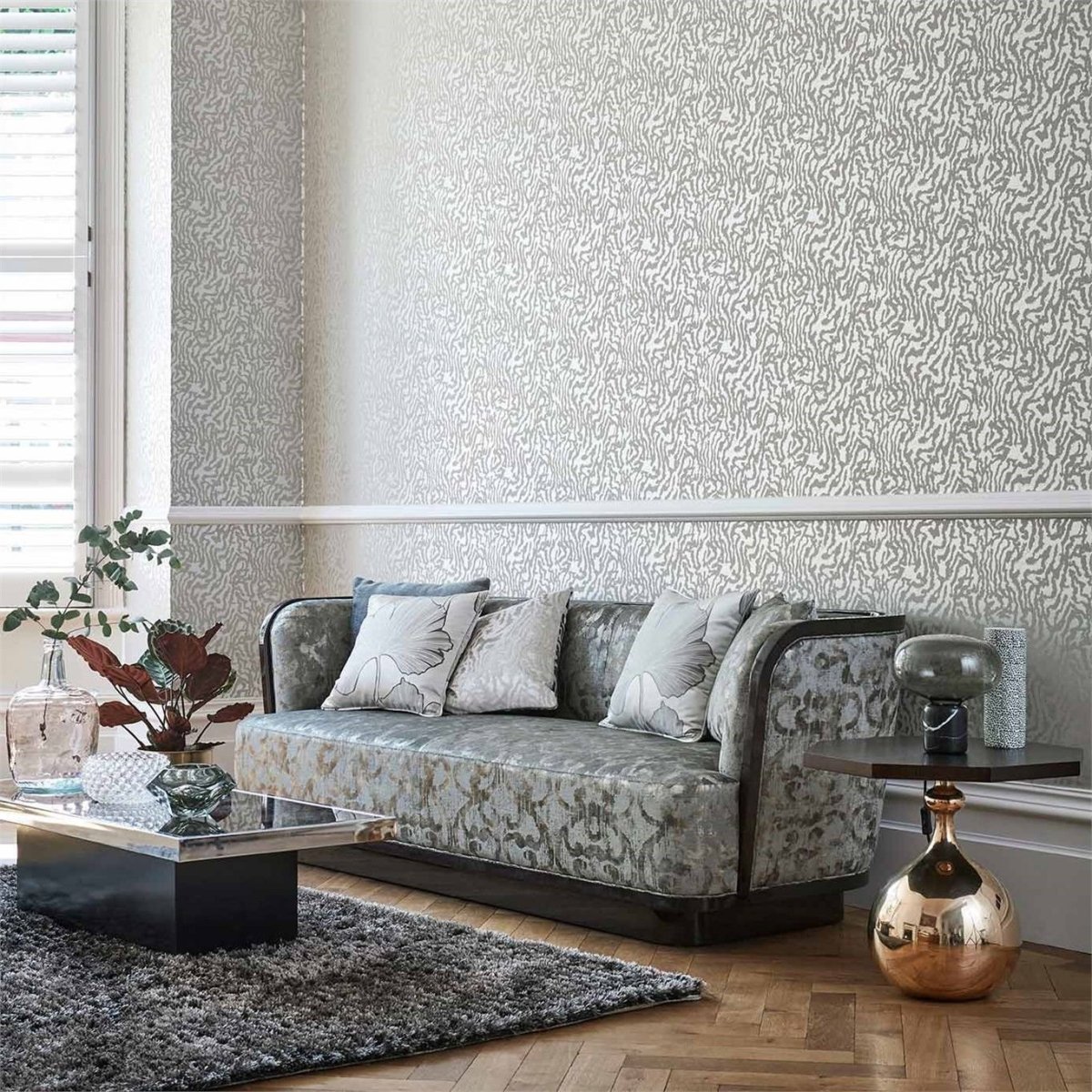 Harlequin Lucero 111722