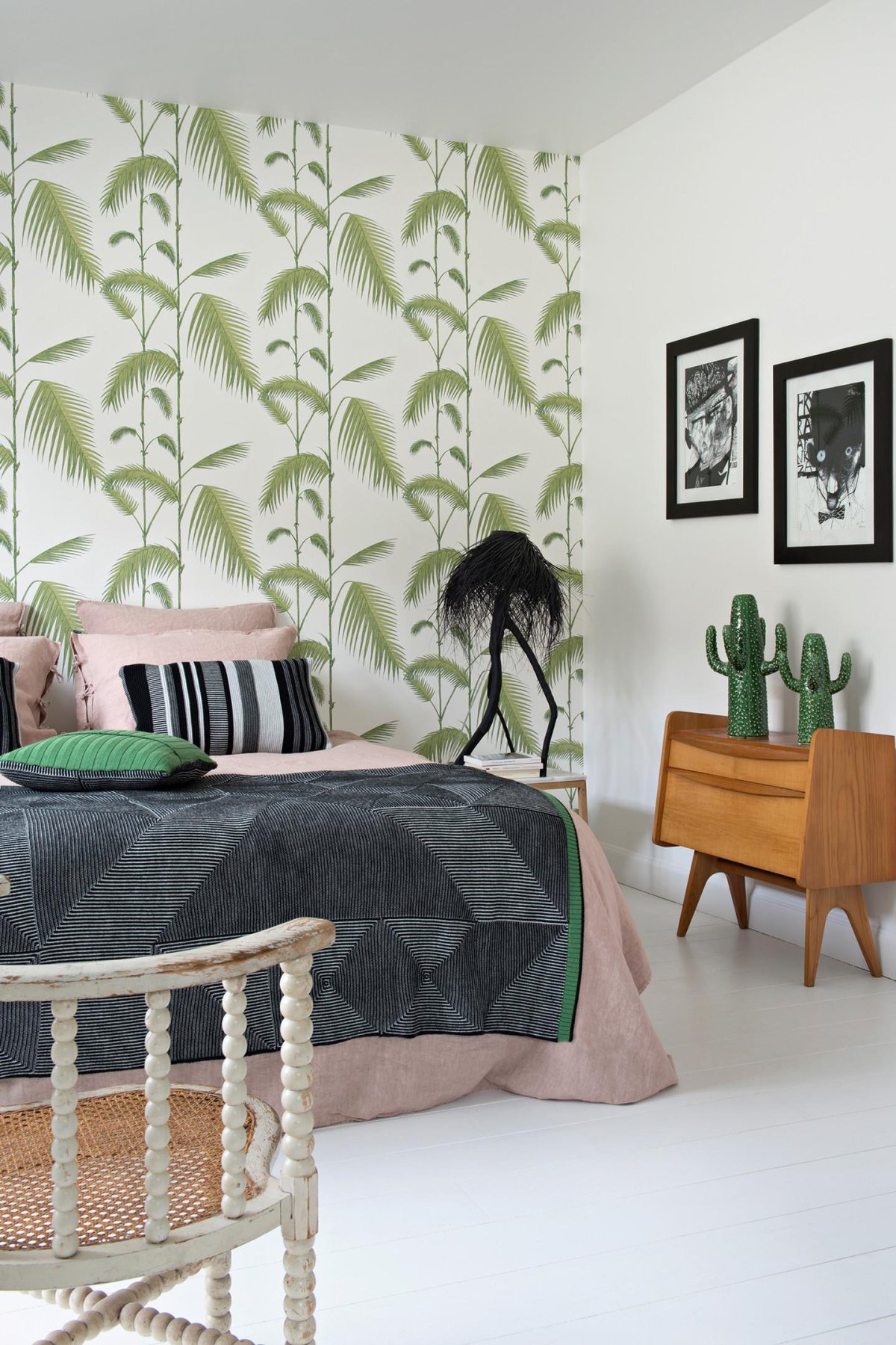 Фреска тропические листья