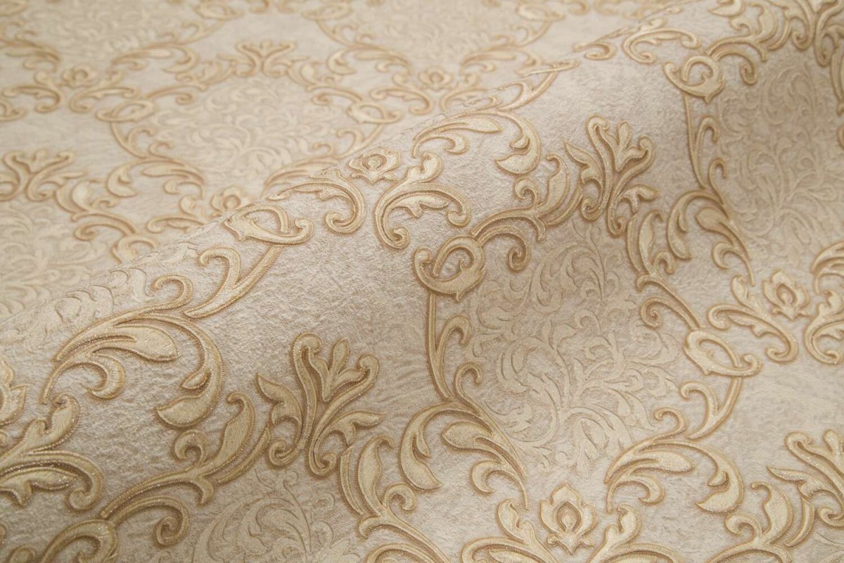 Фиолетовые бархатные шторы