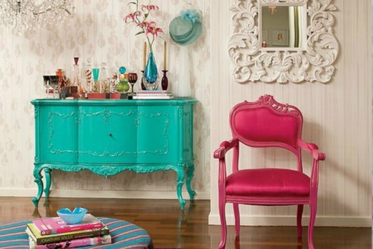 Бирюзовая Старая мебель