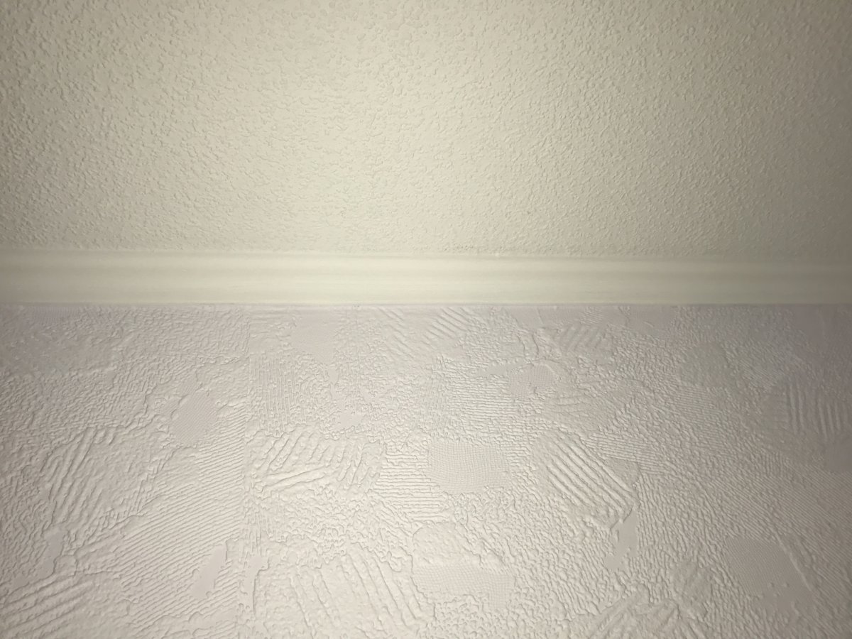 Обои линкруста в интерьере спальни