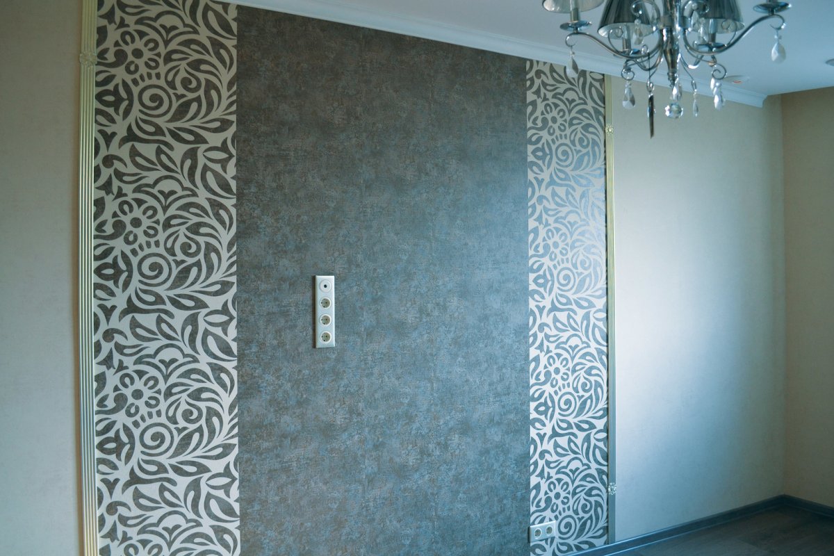 Красиво скомбинировать обои в коридоре
